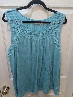 Kim Rogers Crochet Sleeveless Top - Light Blue